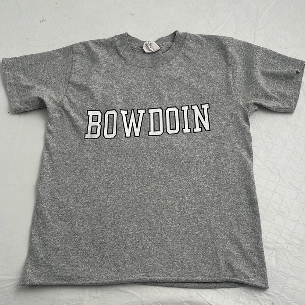 The Cotton Exchange Bowdoin heather gray logo cropped short sleeve t-shirt